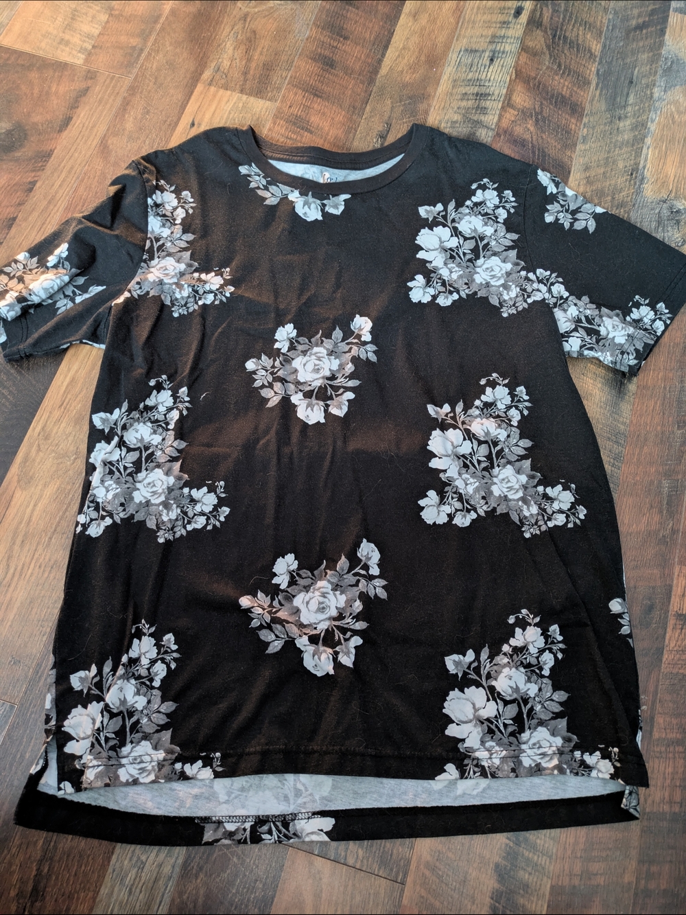 George Black and White Floral Scoop Neck Top